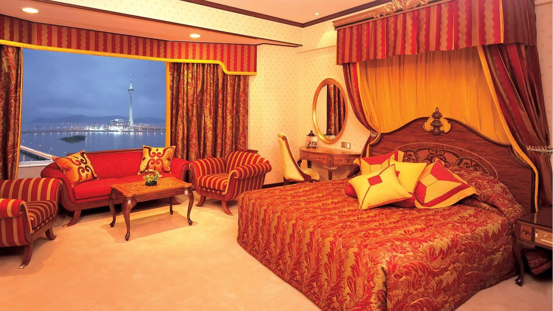 Hotel Lisboa Macau 5*,